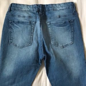 Forever 21 Jeans - BRAND NEW JEANS Forever 21 Jeans - BRAND NEW JEANS